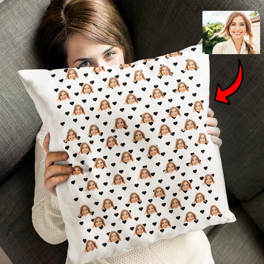 Poduszka z nadrukiem Czarne Serca - obrazek 2